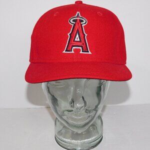 Los Angeles Angels of Anaheim Red Fitted Hat Cap New Era 59Fifty MLB 7 1/4